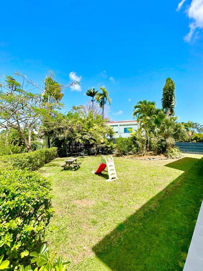 Villa Kumquat Avec Piscine Et Vue Sur Les Montagnes 프티-부르 외부 사진